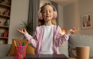 A child using a headphone